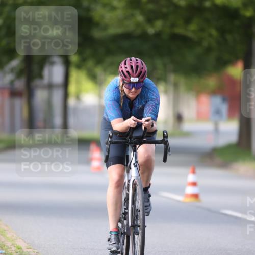 10.08.2025 - GEWOBA Citytriathlon Bremen Yannick Fuchs http://msf.ph/oto/8561820 10.08.2025 14:24:21 Radfahren 169, 436, 474 meine-sportfotos.de