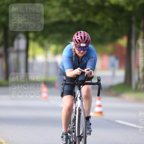 10.08.2025 - GEWOBA Citytriathlon Bremen Yannick Fuchs http://msf.ph/oto/8561822 10.08.2025 14:24:21 Radfahren 169, 436, 474 meine-sportfotos.de