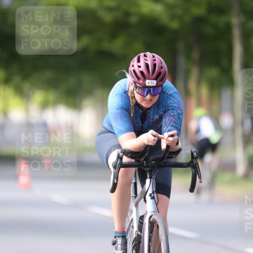 10.08.2025 - GEWOBA Citytriathlon Bremen Yannick Fuchs http://msf.ph/oto/8561824 10.08.2025 14:24:22 Radfahren 169, 436, 474 meine-sportfotos.de