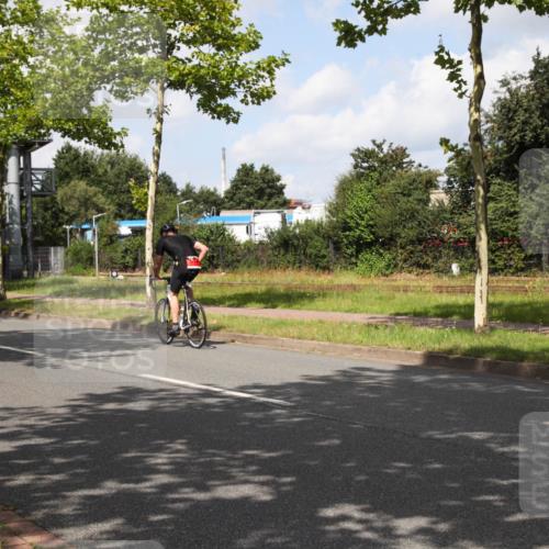 10.08.2025 - GEWOBA Citytriathlon Bremen Yannick Fuchs http://msf.ph/oto/8561931 10.08.2025 12:21:37 Radfahren 618, 923, 949 meine-sportfotos.de
