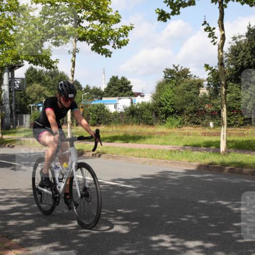 10.08.2025 - GEWOBA Citytriathlon Bremen Yannick Fuchs http://msf.ph/oto/8561969 10.08.2025 12:22:44 Radfahren 580, 634, 658, 665, 690, 714, 729, 803, 870, 910, 926 meine-sportfotos.de