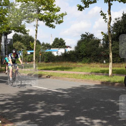 10.08.2025 - GEWOBA Citytriathlon Bremen Yannick Fuchs http://msf.ph/oto/8562010 10.08.2025 12:23:26 Radfahren 589, 606, 638, 696, 740, 754, 802, 921, 934, 945, 953 meine-sportfotos.de
