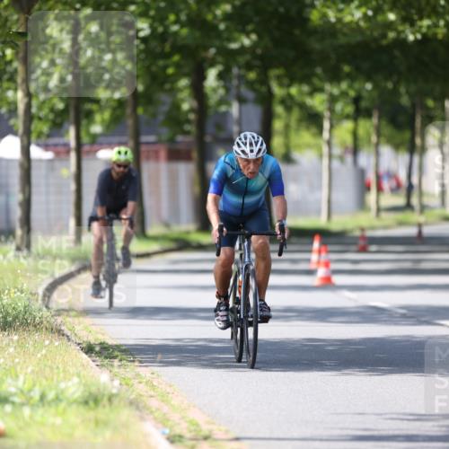 10.08.2025 - GEWOBA Citytriathlon Bremen Yannick Fuchs http://msf.ph/oto/8562040 10.08.2025 14:25:24 Radfahren 49, 85, 208, 267, 270, 323, 326, 336, 462, 479 meine-sportfotos.de