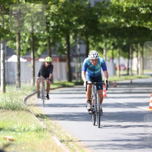 10.08.2025 - GEWOBA Citytriathlon Bremen Yannick Fuchs http://msf.ph/oto/8562043 10.08.2025 14:25:24 Radfahren 49, 85, 208, 267, 270, 323, 326, 336, 462, 479 meine-sportfotos.de