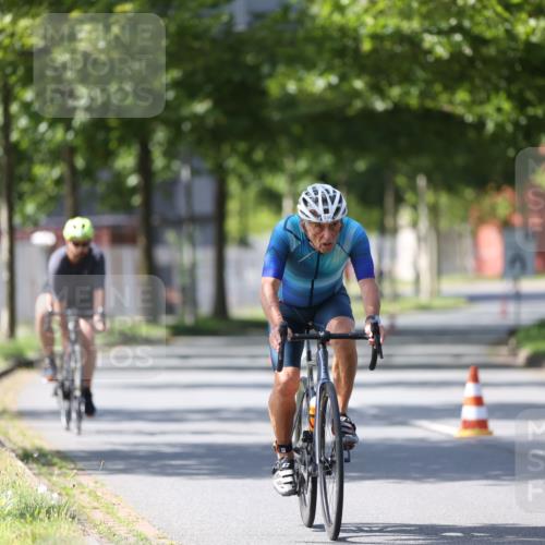 10.08.2025 - GEWOBA Citytriathlon Bremen Yannick Fuchs http://msf.ph/oto/8562048 10.08.2025 14:25:24 Radfahren 49, 85, 208, 267, 270, 323, 326, 336, 462, 479 meine-sportfotos.de
