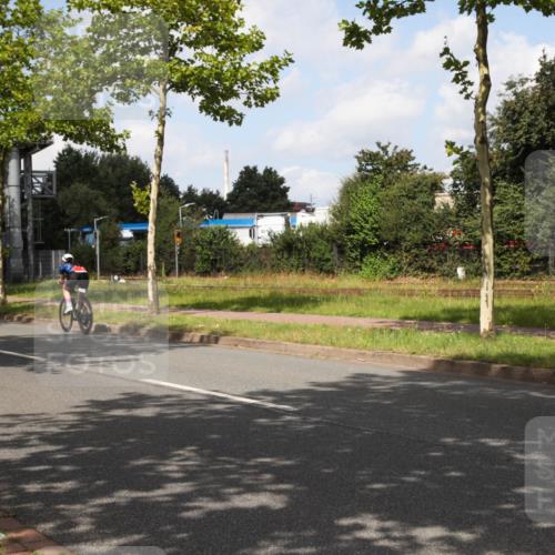 10.08.2025 - GEWOBA Citytriathlon Bremen Yannick Fuchs http://msf.ph/oto/8562078 10.08.2025 12:23:59 Radfahren 559, 614, 706, 721, 746, 815, 879, 1028 meine-sportfotos.de