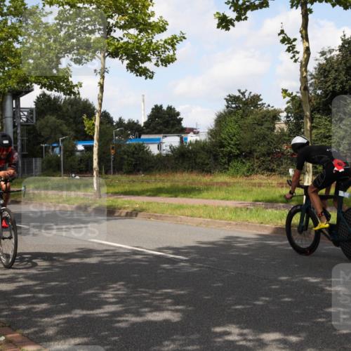 10.08.2025 - GEWOBA Citytriathlon Bremen Yannick Fuchs http://msf.ph/oto/8562087 10.08.2025 12:24:01 Radfahren 559, 614, 706, 721, 815, 879, 1028 meine-sportfotos.de