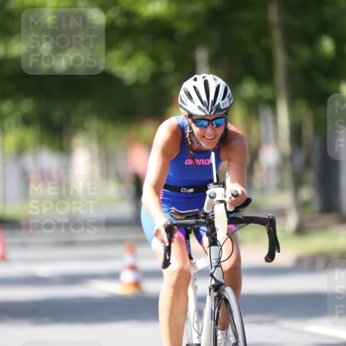 10.08.2025 - GEWOBA Citytriathlon Bremen Yannick Fuchs http://msf.ph/oto/8562093 10.08.2025 14:25:51 Radfahren 167, 181, 273, 331, 446, 499 meine-sportfotos.de