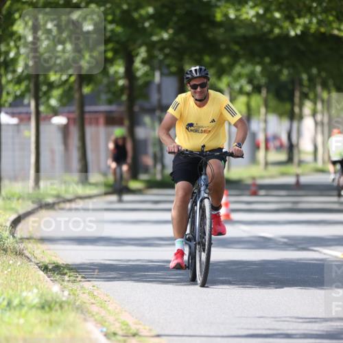 10.08.2025 - GEWOBA Citytriathlon Bremen Yannick Fuchs http://msf.ph/oto/8562146 10.08.2025 14:26:13 Radfahren 181, 220, 231, 273, 278, 325, 331 meine-sportfotos.de