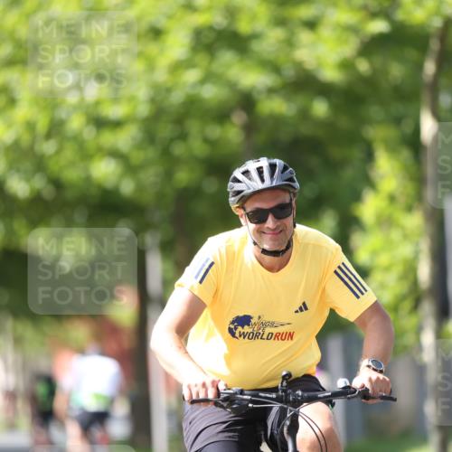 10.08.2025 - GEWOBA Citytriathlon Bremen Yannick Fuchs http://msf.ph/oto/8562159 10.08.2025 14:26:15 Radfahren 220, 231, 273, 278, 325, 331, 360 meine-sportfotos.de