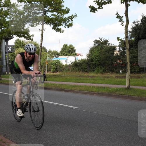 10.08.2025 - GEWOBA Citytriathlon Bremen Yannick Fuchs http://msf.ph/oto/8562452 10.08.2025 12:28:25 Radfahren 612, 622, 625, 629, 651, 685, 748, 812, 816, 828, 898, 941, 980, 981 meine-sportfotos.de