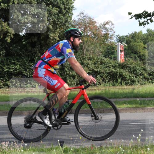 10.08.2025 - GEWOBA Citytriathlon Bremen Yannick Fuchs http://msf.ph/oto/8562477 10.08.2025 10:40:14 Radfahren 1, 11, 47, 61, 65, 79, 91, 125, 135, 197, 227 meine-sportfotos.de