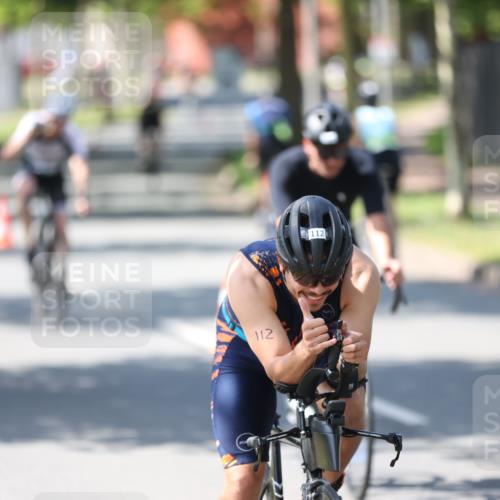 10.08.2025 - GEWOBA Citytriathlon Bremen Yannick Fuchs http://msf.ph/oto/8562487 10.08.2025 14:30:05 Radfahren 42, 95, 112, 149, 183, 315, 327, 337, 400, 402, 429, 454 meine-sportfotos.de