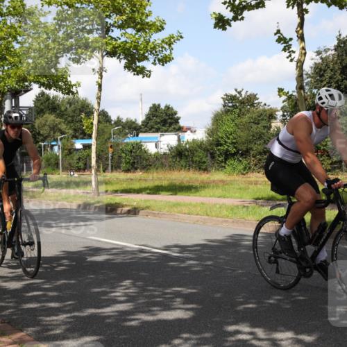 10.08.2025 - GEWOBA Citytriathlon Bremen Yannick Fuchs http://msf.ph/oto/8562506 10.08.2025 12:28:37 Radfahren 612, 622, 625, 629, 732, 812, 816, 828, 941, 980, 981 meine-sportfotos.de