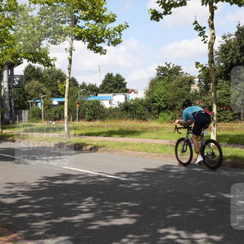 10.08.2025 - GEWOBA Citytriathlon Bremen Yannick Fuchs http://msf.ph/oto/8562514 10.08.2025 12:28:38 Radfahren 612, 622, 625, 629, 732, 812, 816, 828, 941, 980, 981 meine-sportfotos.de