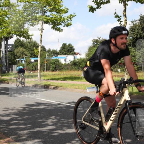 10.08.2025 - GEWOBA Citytriathlon Bremen Yannick Fuchs http://msf.ph/oto/8562523 10.08.2025 12:28:39 Radfahren 622, 625, 629, 732, 816, 828, 941, 980, 981 meine-sportfotos.de
