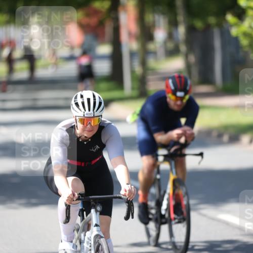 10.08.2025 - GEWOBA Citytriathlon Bremen Yannick Fuchs http://msf.ph/oto/8562553 10.08.2025 14:30:19 Radfahren 8, 33, 66, 95, 148, 149, 329, 338, 347, 361, 374, 400, 402, 410, 429, 492 meine-sportfotos.de