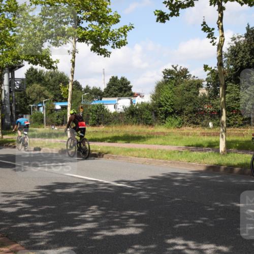 10.08.2025 - GEWOBA Citytriathlon Bremen Yannick Fuchs http://msf.ph/oto/8562640 10.08.2025 12:29:10 Radfahren 573, 576, 583, 605, 656, 799, 1007 meine-sportfotos.de