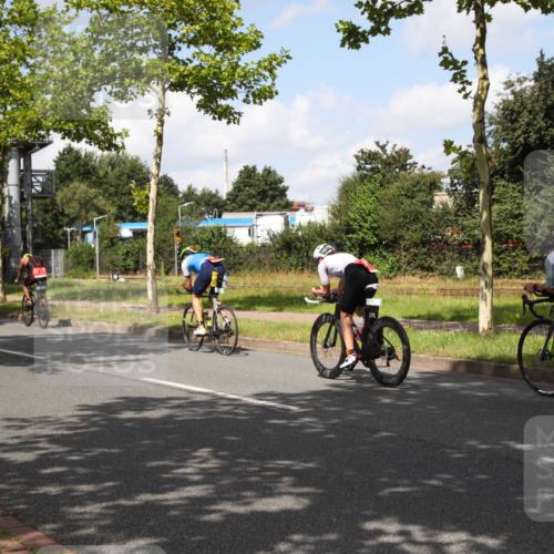 10.08.2025 - GEWOBA Citytriathlon Bremen Yannick Fuchs http://msf.ph/oto/8562646 10.08.2025 12:29:11 Radfahren 573, 576, 583, 605, 656, 799, 1007 meine-sportfotos.de