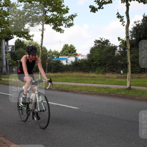10.08.2025 - GEWOBA Citytriathlon Bremen Yannick Fuchs http://msf.ph/oto/8562700 10.08.2025 12:29:42 Radfahren 645, 687, 688, 699, 751, 771, 922, 927, 942 meine-sportfotos.de