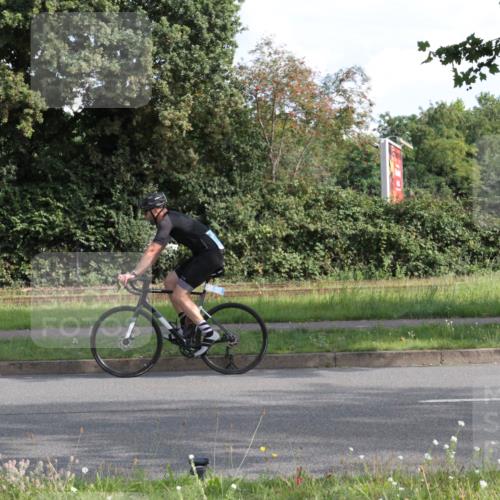10.08.2025 - GEWOBA Citytriathlon Bremen Yannick Fuchs http://msf.ph/oto/8562711 10.08.2025 10:41:22 Radfahren 15, 191, 195, 484 meine-sportfotos.de