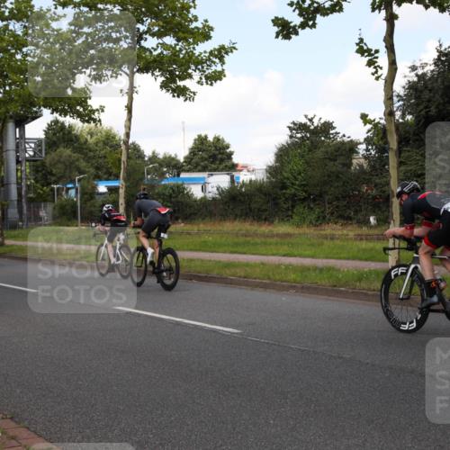 10.08.2025 - GEWOBA Citytriathlon Bremen Yannick Fuchs http://msf.ph/oto/8562737 10.08.2025 12:30:00 Radfahren 640, 675, 688, 699, 717, 760, 769, 875, 884, 942, 960 meine-sportfotos.de