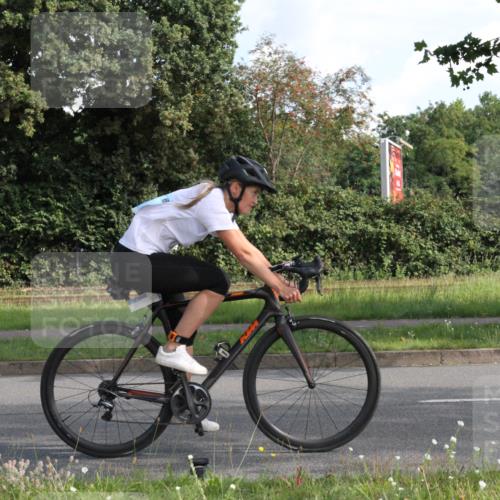 10.08.2025 - GEWOBA Citytriathlon Bremen Yannick Fuchs http://msf.ph/oto/8562804 10.08.2025 10:41:54 Radfahren 3, 9, 41, 177, 223, 395, 410 meine-sportfotos.de