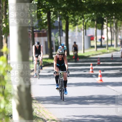 10.08.2025 - GEWOBA Citytriathlon Bremen Yannick Fuchs http://msf.ph/oto/8562869 10.08.2025 14:33:28 Radfahren 2, 48, 74, 138, 207, 440, 514, 518, 519 meine-sportfotos.de
