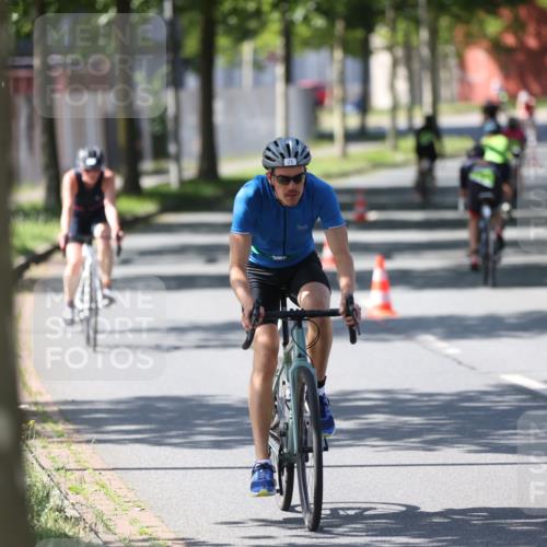 10.08.2025 - GEWOBA Citytriathlon Bremen Yannick Fuchs http://msf.ph/oto/8562889 10.08.2025 14:33:38 Radfahren 2, 25, 48, 74, 138, 440, 514, 519, 522 meine-sportfotos.de