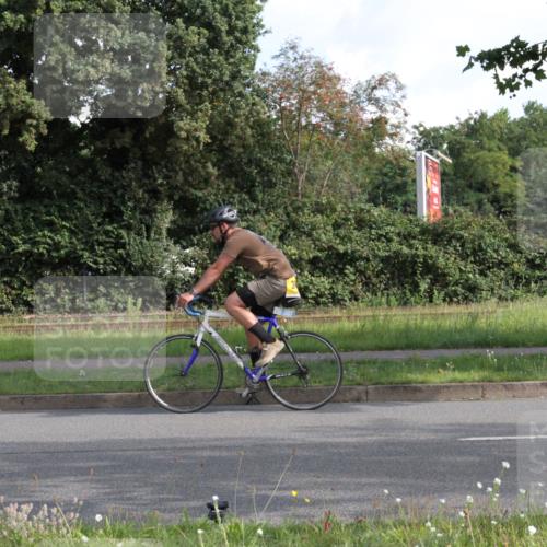 10.08.2025 - GEWOBA Citytriathlon Bremen Yannick Fuchs http://msf.ph/oto/8562892 10.08.2025 10:42:28 Radfahren 13, 25, 89, 131, 167, 175, 189, 199 meine-sportfotos.de
