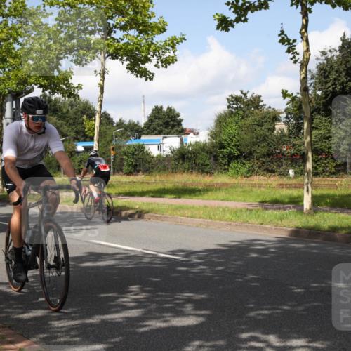 10.08.2025 - GEWOBA Citytriathlon Bremen Yannick Fuchs http://msf.ph/oto/8562902 10.08.2025 12:31:22 Radfahren 575, 616, 621, 630, 649, 753, 801, 863, 894, 905 meine-sportfotos.de