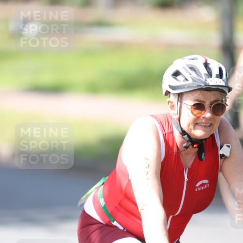10.08.2025 - GEWOBA Citytriathlon Bremen Yannick Fuchs http://msf.ph/oto/8562903 10.08.2025 14:33:57 Radfahren 55, 65, 92, 151, 364, 388, 451, 507, 522, 530 meine-sportfotos.de