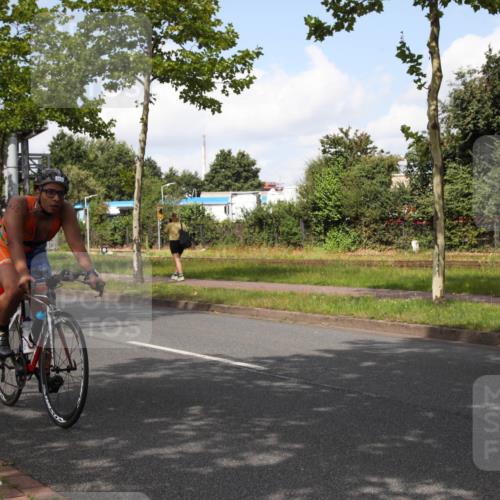 10.08.2025 - GEWOBA Citytriathlon Bremen Yannick Fuchs http://msf.ph/oto/8562952 10.08.2025 12:31:40 Radfahren 552, 564, 616, 649, 654, 655, 666, 667, 788, 793, 863, 950 meine-sportfotos.de