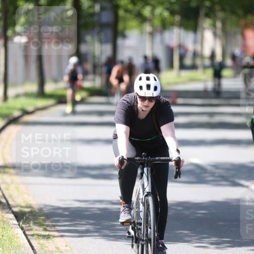 10.08.2025 - GEWOBA Citytriathlon Bremen Yannick Fuchs http://msf.ph/oto/8562973 10.08.2025 14:34:14 Radfahren 45, 76, 143, 151, 214, 316, 364, 388, 424, 443, 451, 507, 515, 530 meine-sportfotos.de