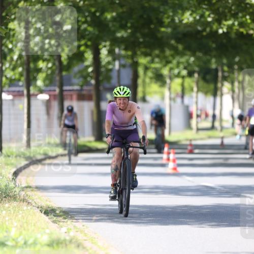 10.08.2025 - GEWOBA Citytriathlon Bremen Yannick Fuchs http://msf.ph/oto/8563022 10.08.2025 14:34:47 Radfahren 23, 31, 72, 79, 268, 300, 413, 465, 502, 511 meine-sportfotos.de