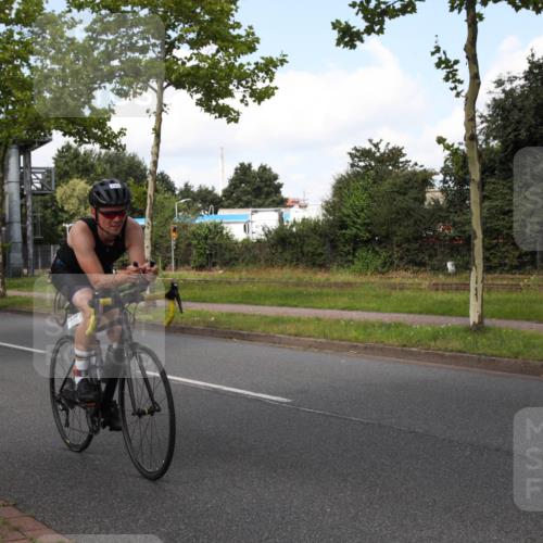 10.08.2025 - GEWOBA Citytriathlon Bremen Yannick Fuchs http://msf.ph/oto/8563027 10.08.2025 12:32:21 Radfahren 551, 641, 648, 682, 735, 776, 806, 840 meine-sportfotos.de