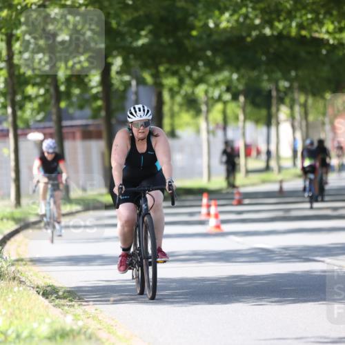 10.08.2025 - GEWOBA Citytriathlon Bremen Yannick Fuchs http://msf.ph/oto/8563093 10.08.2025 14:35:00 Radfahren 23, 31, 68, 72, 268, 340, 413, 430, 502 meine-sportfotos.de