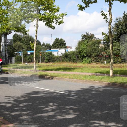 10.08.2025 - GEWOBA Citytriathlon Bremen Yannick Fuchs http://msf.ph/oto/8563138 10.08.2025 12:33:45 Radfahren 560, 635, 741, 820, 856, 858, 895 meine-sportfotos.de