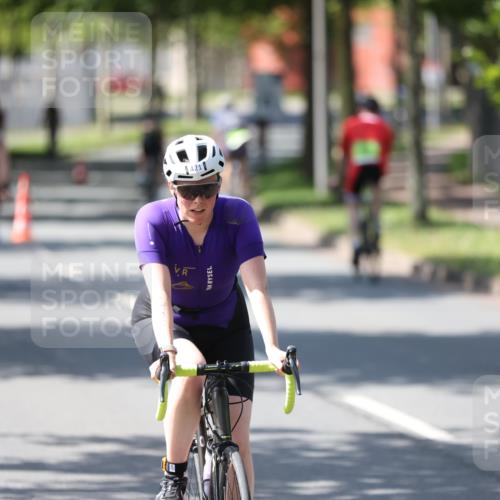 10.08.2025 - GEWOBA Citytriathlon Bremen Yannick Fuchs http://msf.ph/oto/8563254 10.08.2025 14:35:45 Radfahren 64, 108, 129, 173, 233, 319, 339, 395, 421 meine-sportfotos.de