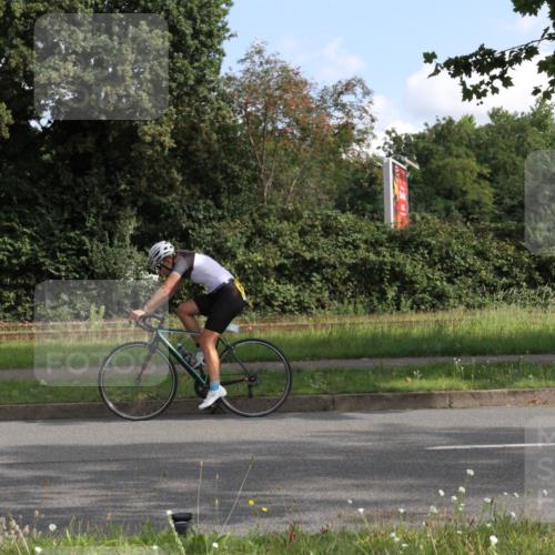 10.08.2025 - GEWOBA Citytriathlon Bremen Yannick Fuchs http://msf.ph/oto/8563293 10.08.2025 10:47:46 Radfahren 205, 433, 459 meine-sportfotos.de