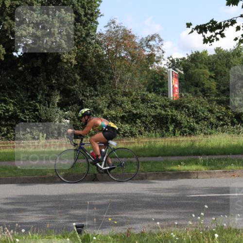 10.08.2025 - GEWOBA Citytriathlon Bremen Yannick Fuchs http://msf.ph/oto/8563302 10.08.2025 10:47:50 Radfahren 205, 433, 459 meine-sportfotos.de