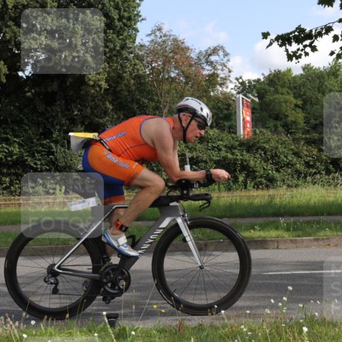 10.08.2025 - GEWOBA Citytriathlon Bremen Yannick Fuchs http://msf.ph/oto/8563307 10.08.2025 10:47:51 Radfahren 205, 414, 433, 459 meine-sportfotos.de