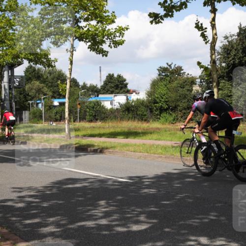 10.08.2025 - GEWOBA Citytriathlon Bremen Yannick Fuchs http://msf.ph/oto/8563340 10.08.2025 12:35:45 Radfahren 719, 763, 783, 833, 843, 919, 933, 966 meine-sportfotos.de