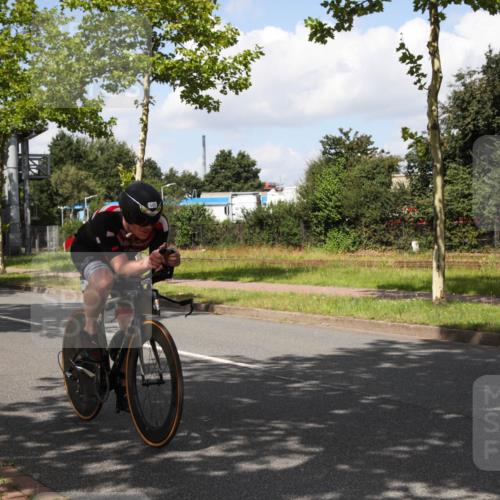 10.08.2025 - GEWOBA Citytriathlon Bremen Yannick Fuchs http://msf.ph/oto/8563405 10.08.2025 12:36:25 Radfahren 565, 582, 599, 639, 759, 766, 789, 790, 794, 872 meine-sportfotos.de