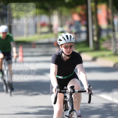 10.08.2025 - GEWOBA Citytriathlon Bremen Yannick Fuchs http://msf.ph/oto/8563415 10.08.2025 14:36:25 Radfahren 20, 91, 255, 261, 285, 380, 391 meine-sportfotos.de