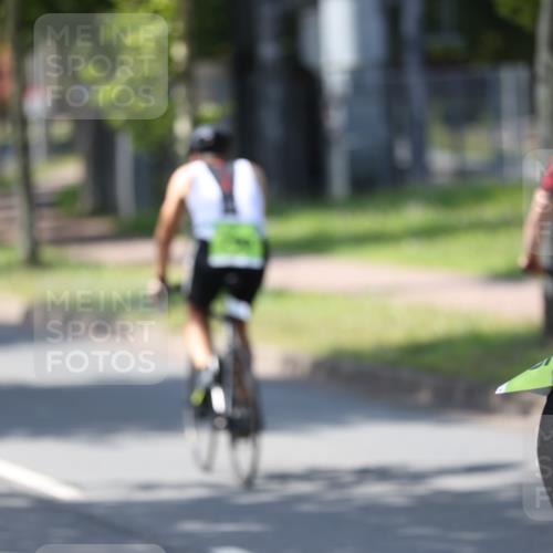 10.08.2025 - GEWOBA Citytriathlon Bremen Yannick Fuchs http://msf.ph/oto/8563493 10.08.2025 14:36:43 Radfahren 24, 41, 46, 123, 136, 227, 285, 314, 391, 521 meine-sportfotos.de