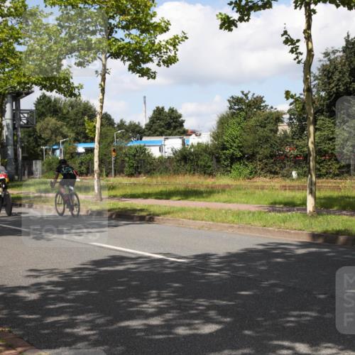 10.08.2025 - GEWOBA Citytriathlon Bremen Yannick Fuchs http://msf.ph/oto/8563510 10.08.2025 12:37:56 Radfahren 618, 761, 782 meine-sportfotos.de