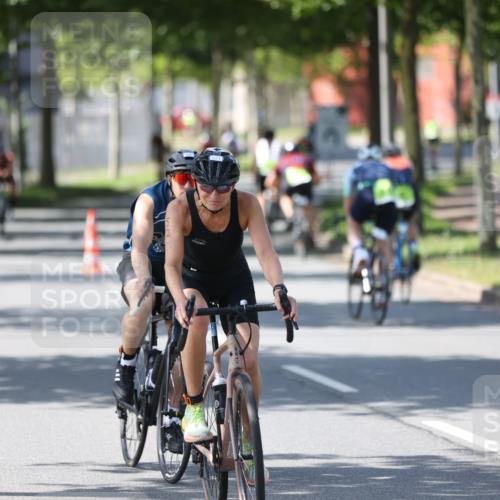 10.08.2025 - GEWOBA Citytriathlon Bremen Yannick Fuchs http://msf.ph/oto/8563522 10.08.2025 14:36:48 Radfahren 24, 41, 46, 106, 123, 136, 227, 239, 263, 285, 314, 521 meine-sportfotos.de