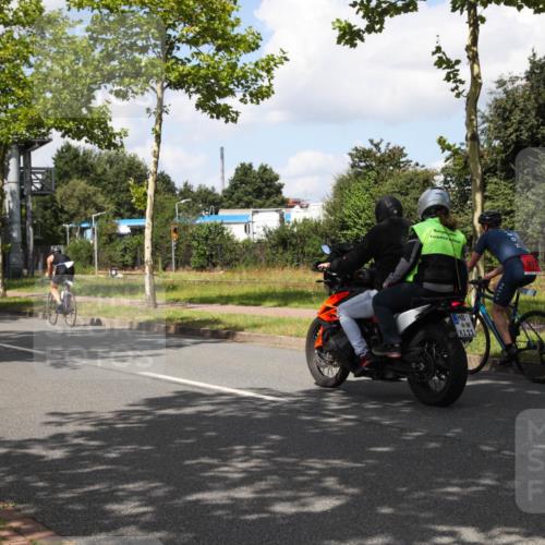10.08.2025 - GEWOBA Citytriathlon Bremen Yannick Fuchs http://msf.ph/oto/8563612 10.08.2025 12:38:45 Radfahren 555, 634, 662, 720, 740, 762, 772, 797, 892, 940, 1019 meine-sportfotos.de