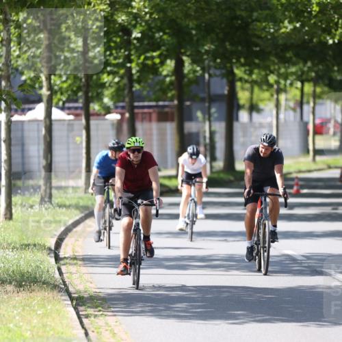 10.08.2025 - GEWOBA Citytriathlon Bremen Yannick Fuchs http://msf.ph/oto/8563618 10.08.2025 14:37:09 Radfahren 57, 78, 106, 121, 164, 201, 239, 240, 256, 257, 263, 512 meine-sportfotos.de